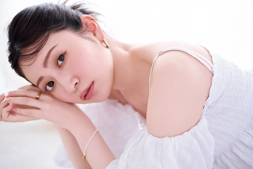Yoshida Akari
